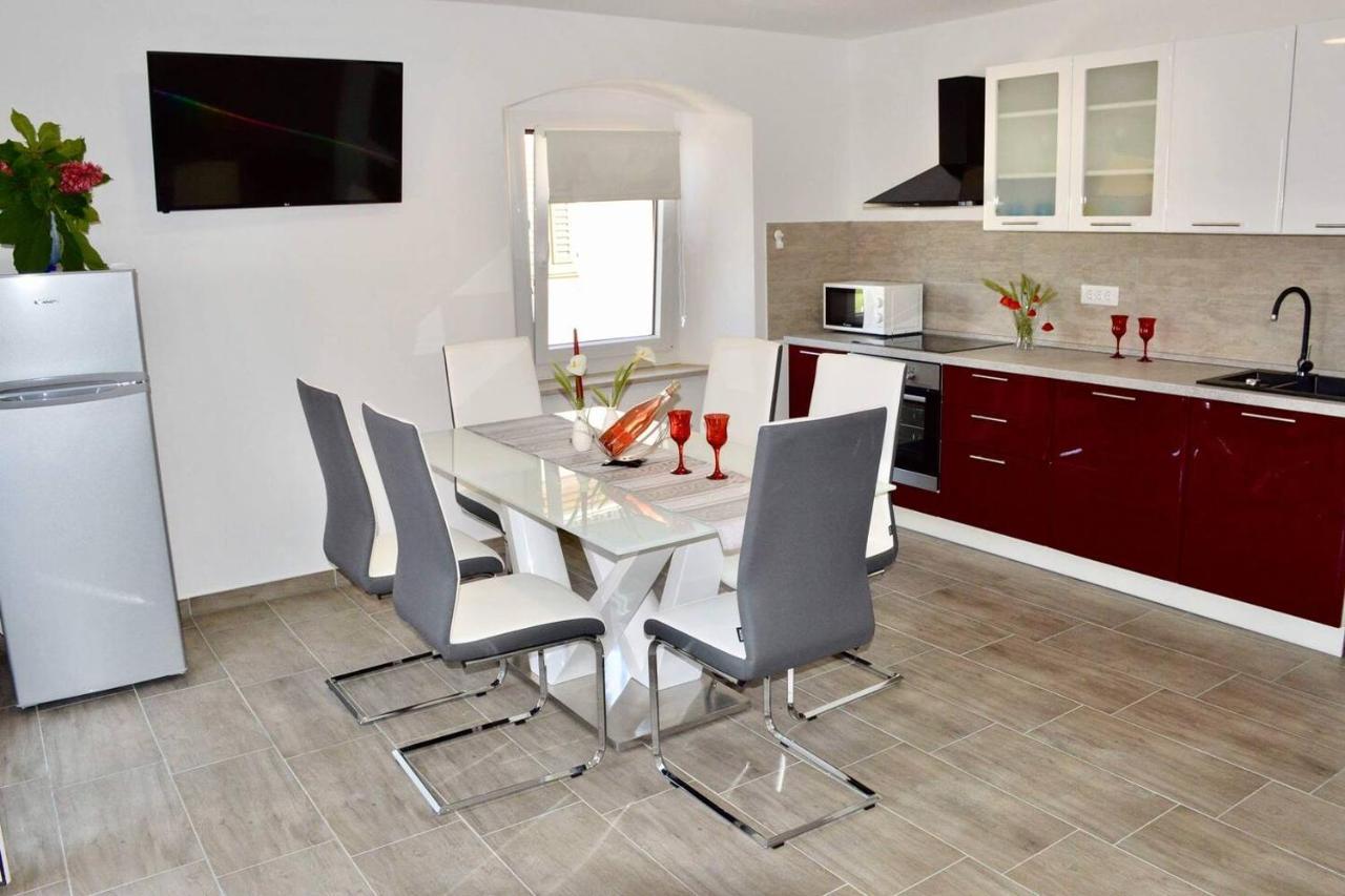Old Town Apartment Popovic Vrsar Luaran gambar
